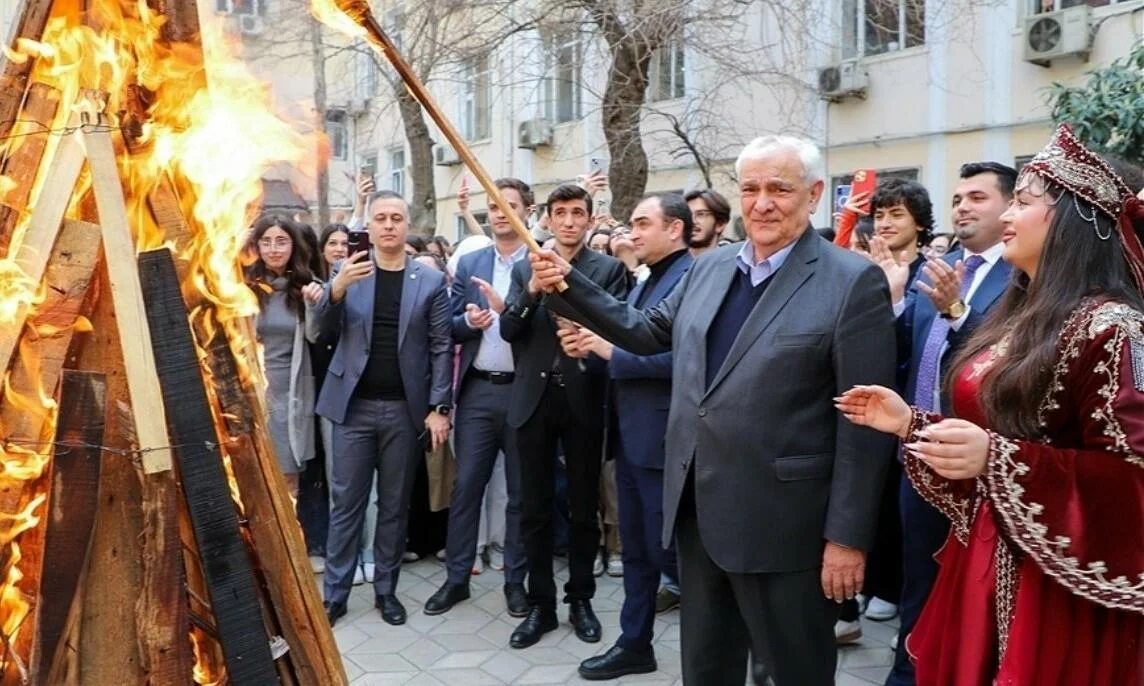 ADU da Novruz şənliyi keçirildi Foto