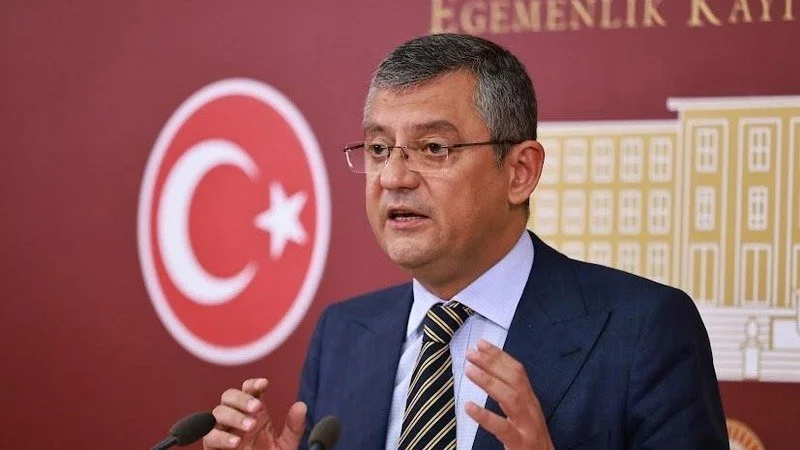 CHP Imamoğlunun həbsini “ növbəti prezidentə qarşı çevriliş” adlandırdı