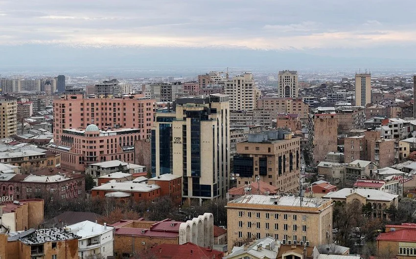 Ermənistanın davam edən saxtakarlığı dəyişməyən konstitusiya, pozulan atəşkəs ŞƏRH