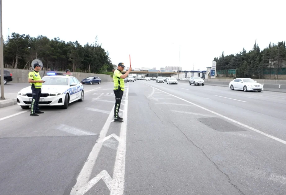 Yol polisi bayram günləri ilə əlaqədar sürücülərə müraciət edib