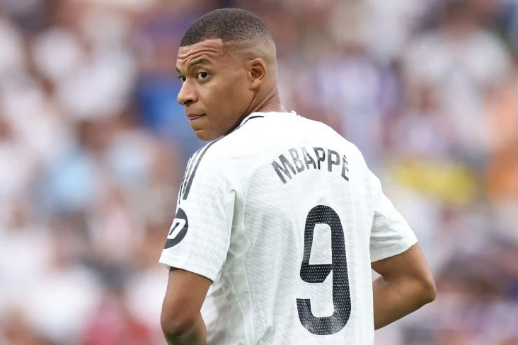 Kilian Mbappe Zinəddin Zidanla görüşdən niyə qaçır?