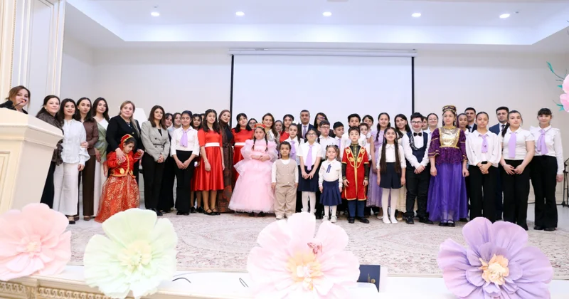 “Baharın rəngləri”ndə uşaqlar çıxış ediblər