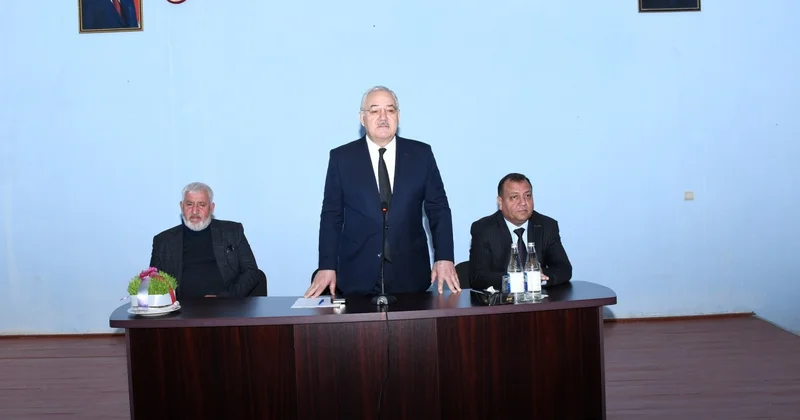 Vaqif Həsənov İkinci Dördyolda səyyar qəbul keçirdi FOTOLAR