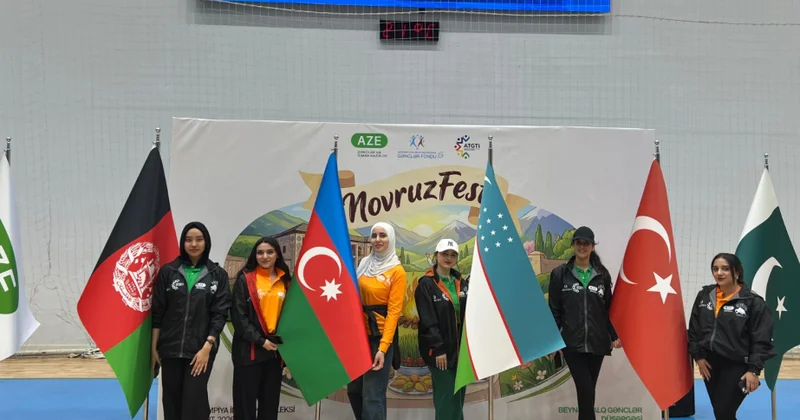 Pedaqoji Universitetin əcnəbi tələbləri “Novruzfest”də