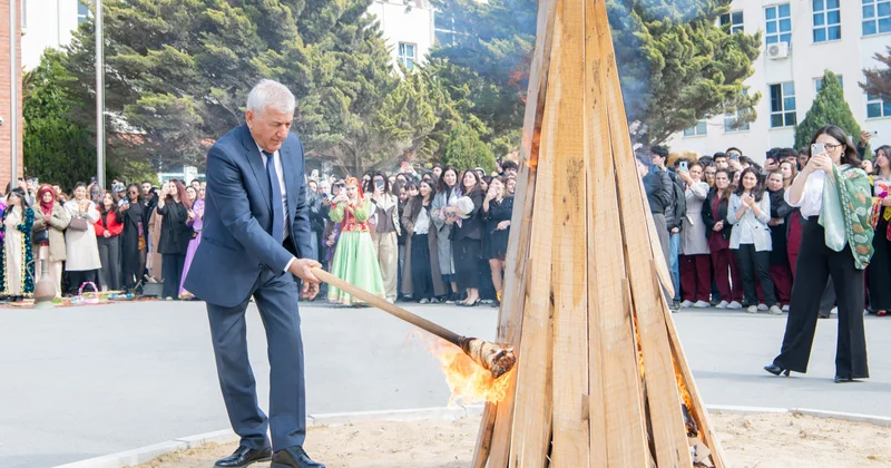Bakı Mühəndislik Universitetində Novruz şənliyi FOTO