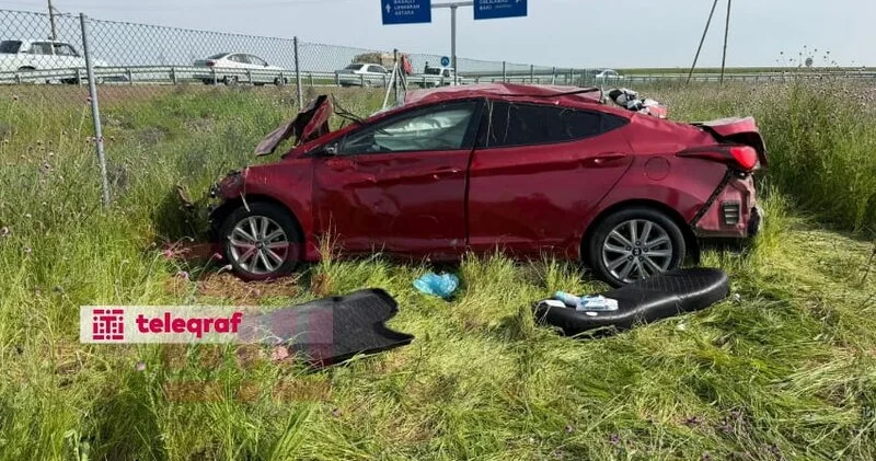 Cəlilabadda avtomobil aşıb: 1 nəfər ölüb, 2 uşaq xəsarət alıb FOTO