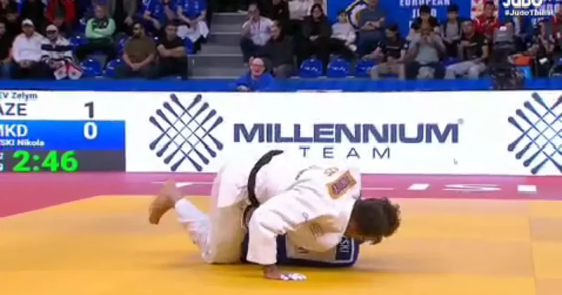 Коцоев вышел во второй раунд чемпионата Европы