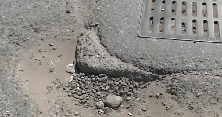 Дорога Бинагади Балаханы в ямах: водители жалуются на заторы и поломки