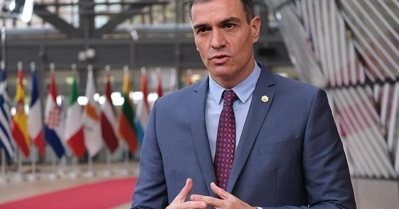 Испания не меняет позиции
