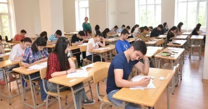 Сегодня в Азербайджане пройдут очередные экзамены