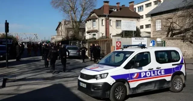 Под Парижем эвакуировали 15 тыс. человек из за бомбы времен Второй мировой войны