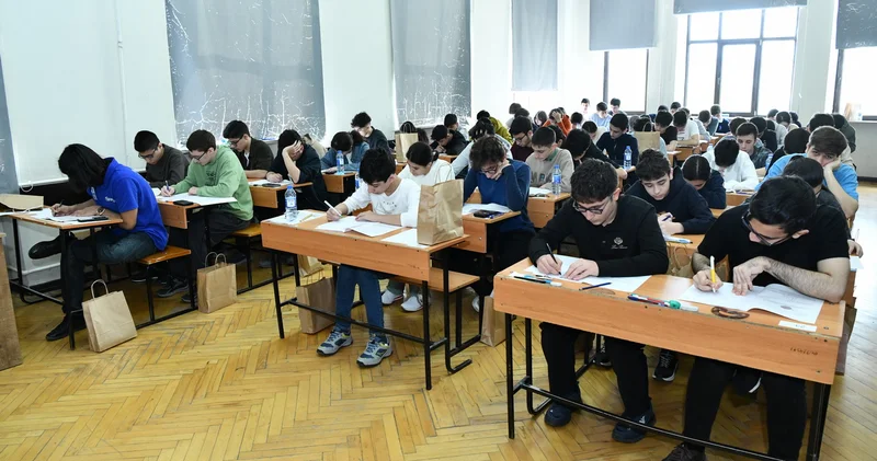 ADNSU da keçirilən Respublika Fənn Olimpiadasının final mərhələsi başa çatıb