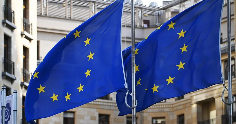 Европейские лидеры договорились усилить санкционное давление на РФ