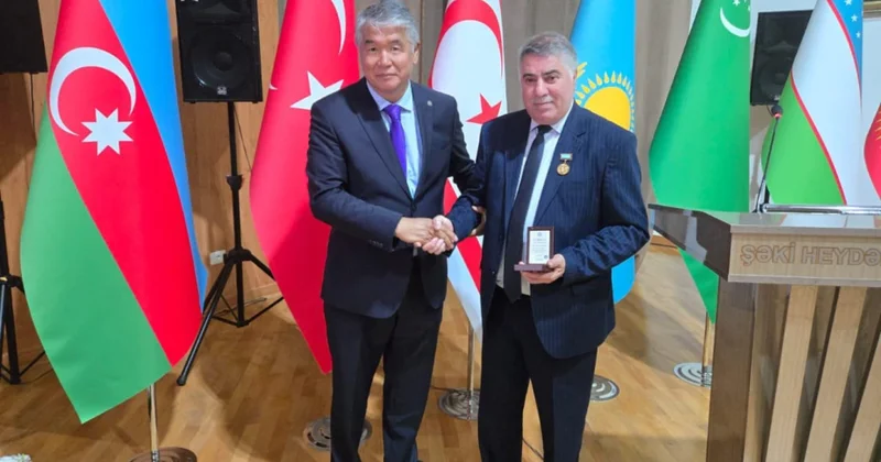 Professor Nadir Məmmədli TÜRKSOY medalı ilə təltif edilib