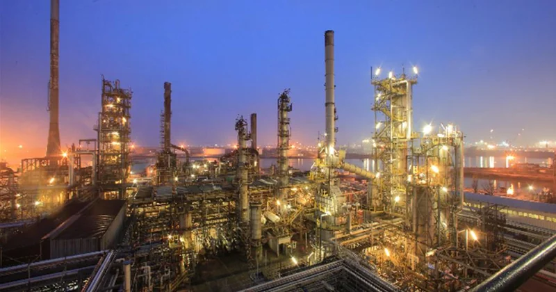 SOCAR выкупает еще один завод в Италии эксклюзив