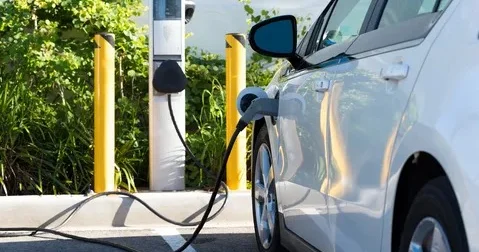 Elektromobillərin hansı üstünlükləri var? EKSPERT RƏYLƏRİ