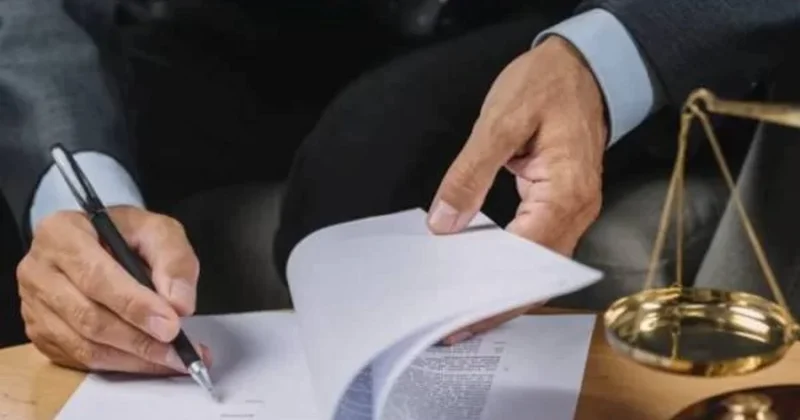 Vərəsə hansı halda mirasın siyahıya alınmasını tələb edə bilər?