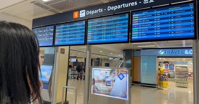 Havada xaos: Uçuşlar ləğv edildi