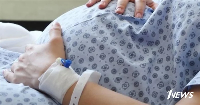 В Азербайджане несовершеннолетняя родила ребенка: возбуждено уголовное дело