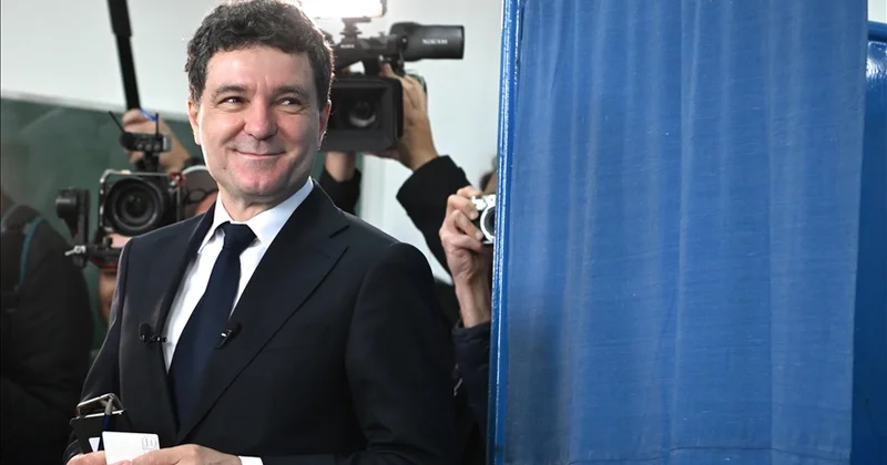 Rumıniyanın yeni prezidentinin adı məlum olub