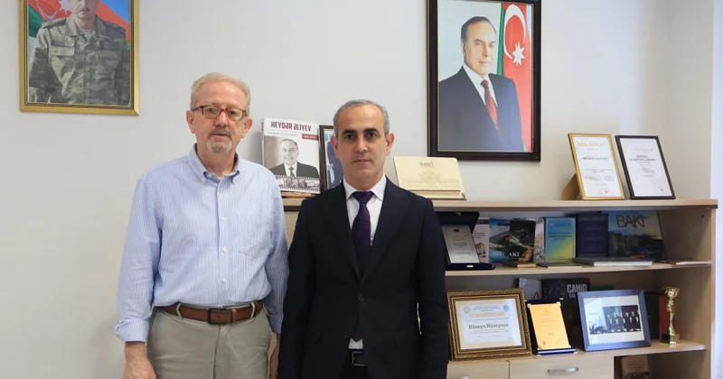 Hacettepe Universitetinin professoru Mərkəzi Elmi Kitabxanasının qonağı olub