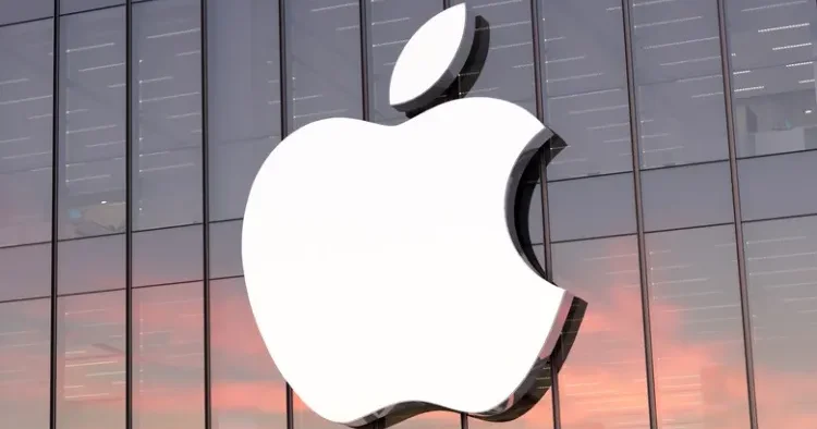 Apple şirkəti LGBT təbliğatına görə CƏRİMƏLƏNDİ