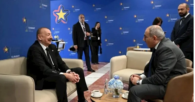 “Gedək kofe içək” Paşinyanın qeyri rəsmi diplomatiyası (VİDEO)