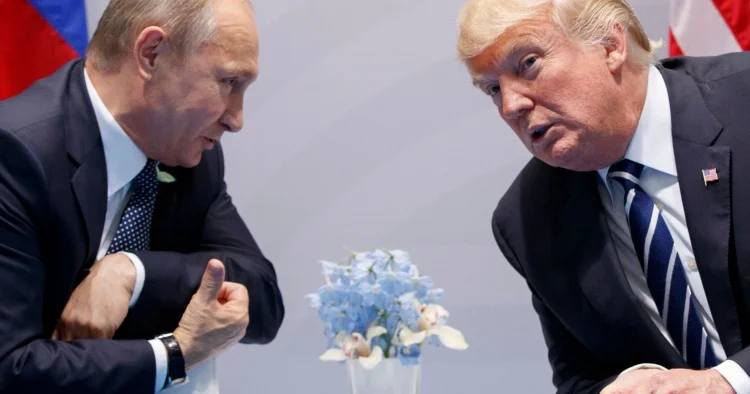 “The Wall Street Journal”: “Putin Trampı sülhə sadiq qaldığına inandırmağa çalışacaq”