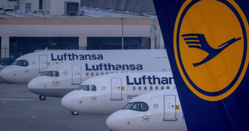 Самолет Lufthansa 10 минут летел без пилота
