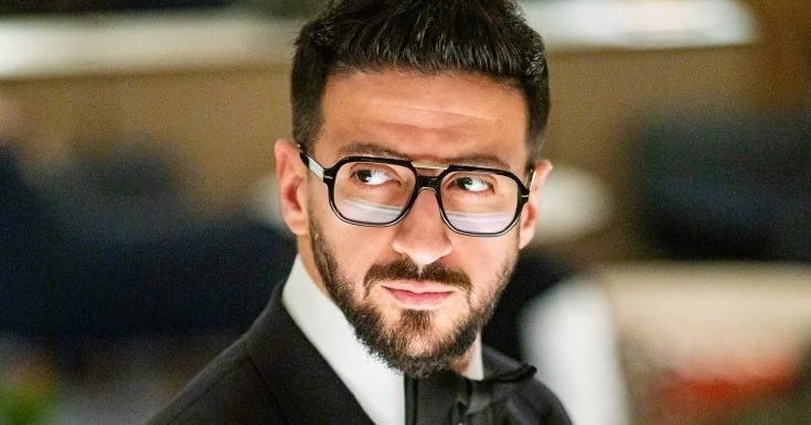 Abbas Bağırov Azercell dən şikayətçidir Foto