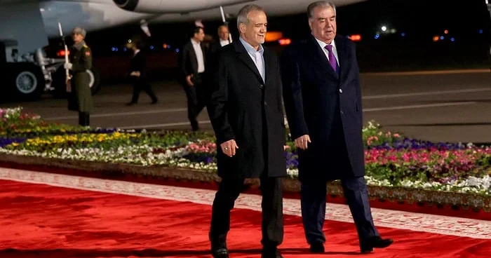 Tehran Tacikistan üçün Hind okeanına yol açır