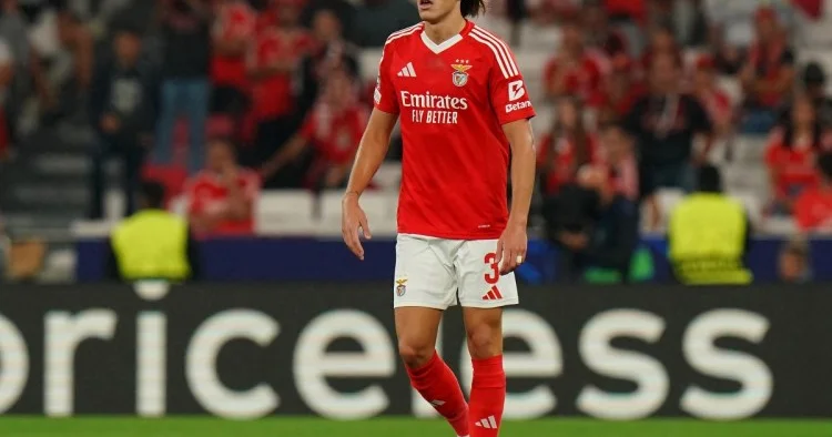 Real Benfika nın futbolçusu ilə ilkin razılıq əldə etdi məbləği azaltmağa çalışır