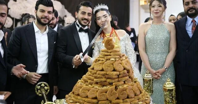 Tort əvəzinə başqa şiriniyyat kəsdilər