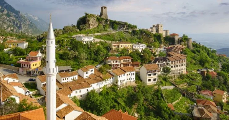 Albaniyanı kəşf edin: bu ölkənin 7 gizli gözəl yerini görməyə dəyər