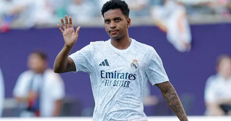Mançester Yunayted Rodriqonu transfer edə bilər