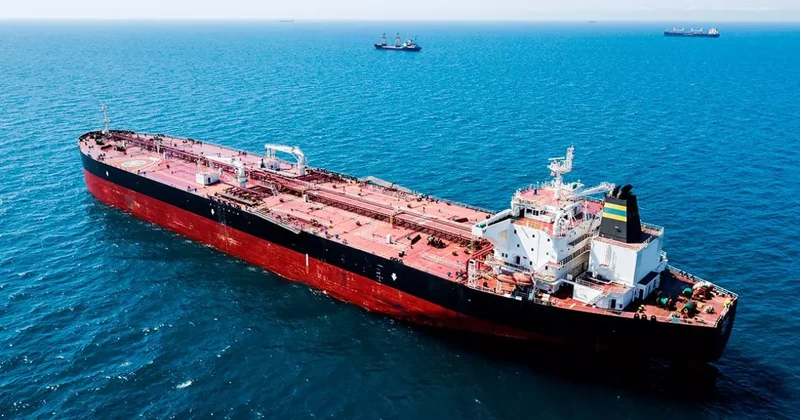ЕС намерен снизить лимит цены на морскую нефть из РФ