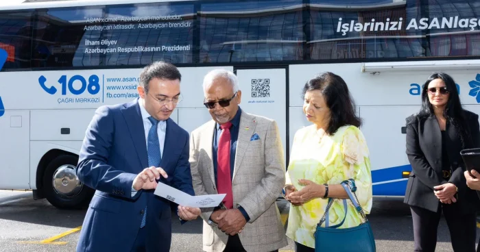 Mavriki Prezidenti “ASAN xidmət”də