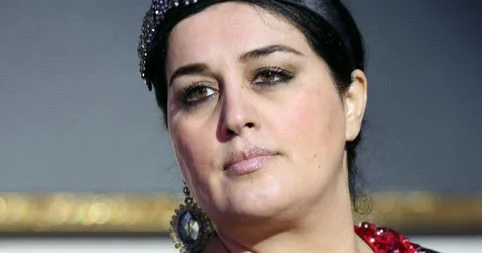 Canlı efirdə duetlərini oxuyub AĞLADILAR VİDEO