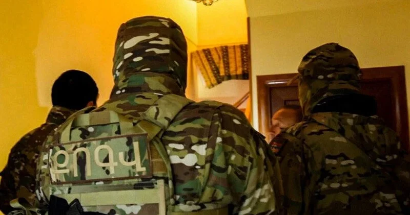 İrəvanda genişmiqyaslı axtarışlar aparılır