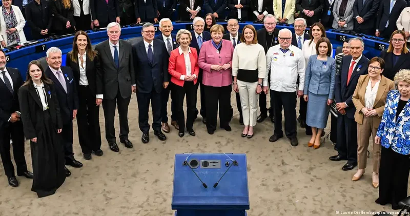“Merkel, Zelenski və Sandu Avropa ordeni aldı“ “Deutsche Welle“