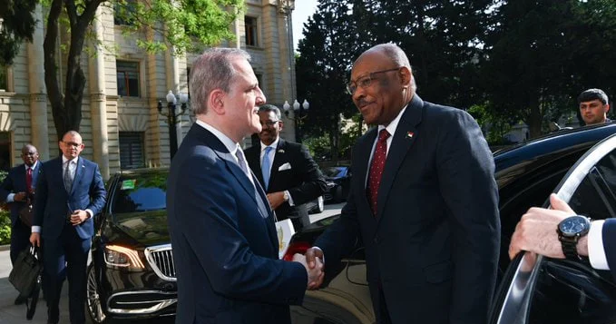 Ceyhun Bayramov sudanlı həmkarını qarşıladı FOTO
