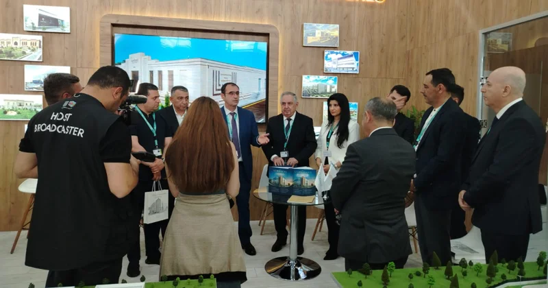 “AzərEnerji” və “Azərişıq” WUF13 çərçivəsində enerji sektoruna dair iki mühüm nəşri təqdim edib