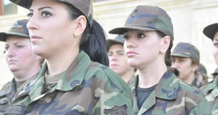 Minlərlə qadın Orduda çalışır Rəqəmlər açıqlandı