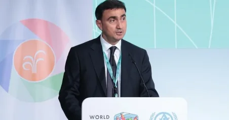 Nazir müavini: Xəzərin səviyyəsinin aşağı düşməsi ciddi ekoloji təhlükəyə çevrilib