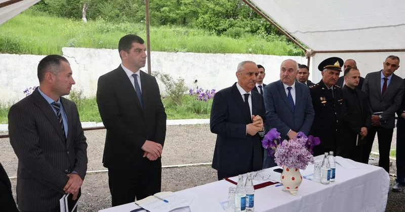 Qusar sakinləri icra başçısına şikayətləndi: gənclərin əksəriyyəti kəndi tərk edir FOTO