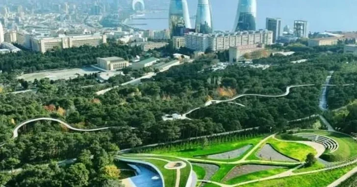 На Всемирном форуме городов в Баку обсудили защиту населения от климатических катастроф