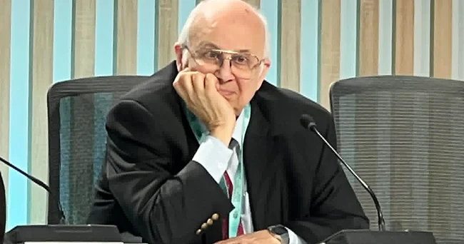 İsmail Serageldin: “Tarixi şəhərlərin mədəni irsi qorunaraq gələcək nəsillərə ötürülməlidir”