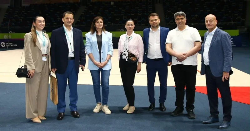 Himare meri Milli Gimnastika Arenasında olub FOTO