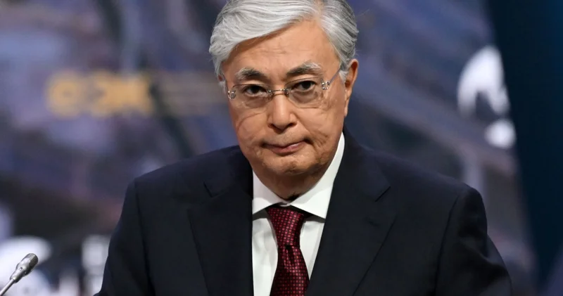 Tokayev: “Qızıl Ordanın tarixinə yenidən baxaq”
