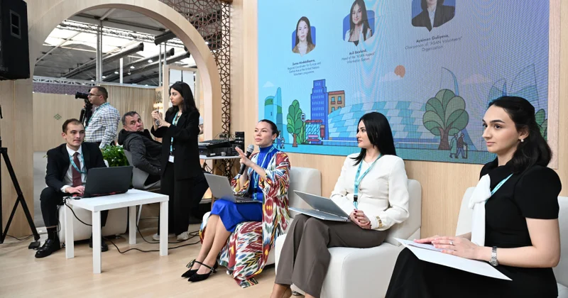 ASAN könüllüləri WUF13 də panel görüş keçiriblər